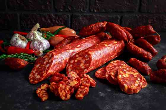 Сирокопчену і сиров'ялена ковбасу, 6 тонн Kyiv