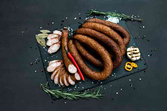 Крафтові ковбасні вироби власного виробництва з виключно натурального місцевого м'яса та прянощів Ivano-Frankivs'k